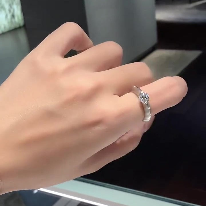 S925 Sterling Silver Niche Design Shining Universe Star Rotatable Diamond Ring High-grade Light Luxury Single Diamond Ring